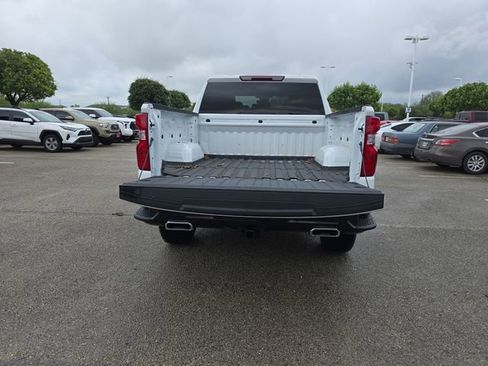 Used 2025 Chevrolet Silverado 1500 Custom Trail Boss AWD/4WD image 14