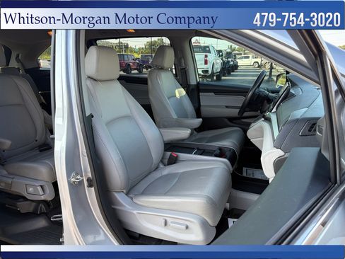 Used 2018 Honda Odyssey EX-L image 12
