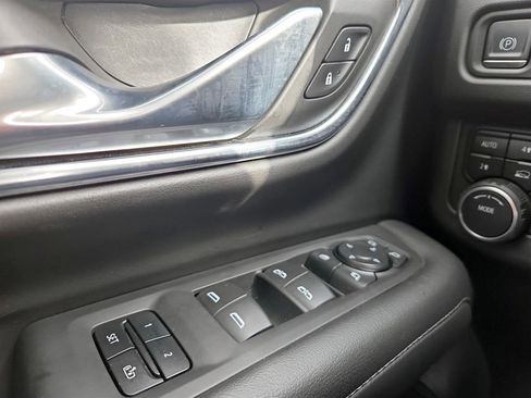 Used 2023 Chevrolet Tahoe LT w/ Luxury Package image 30