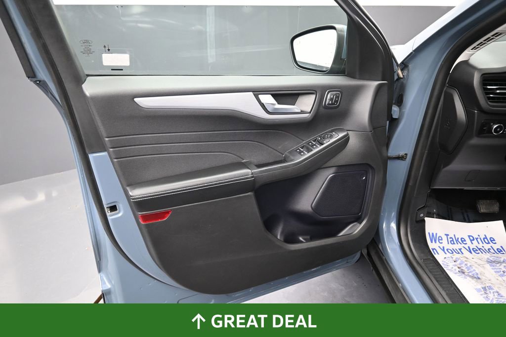 Used 2024 Ford Escape Platinum AWD/4WD image 31