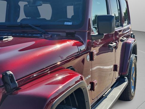 Used 2021 Jeep Wrangler Unlimited Sahara AWD/4WD image 37