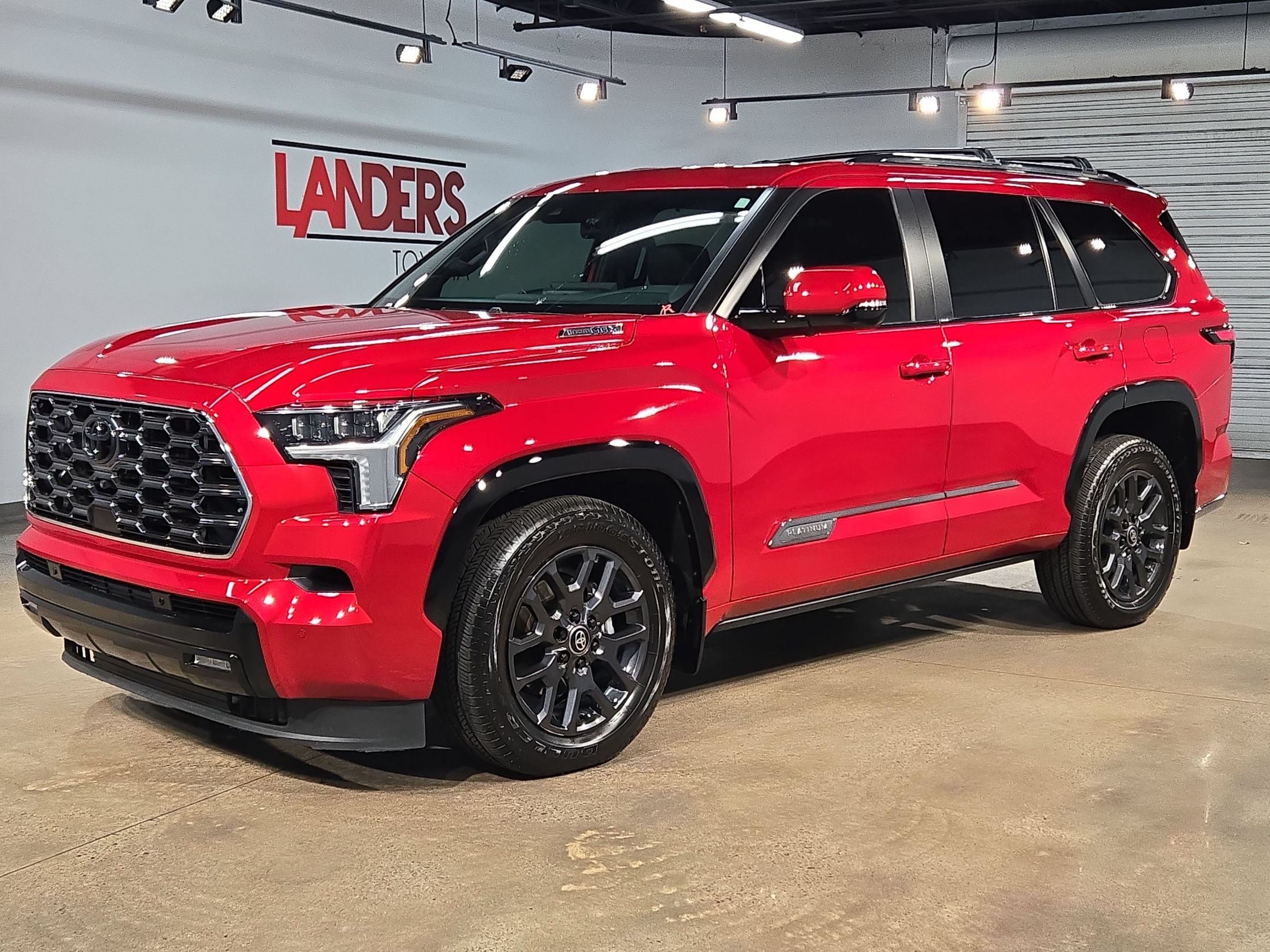 Certified 2025 Toyota Sequoia Platinum AWD/4WD image 3