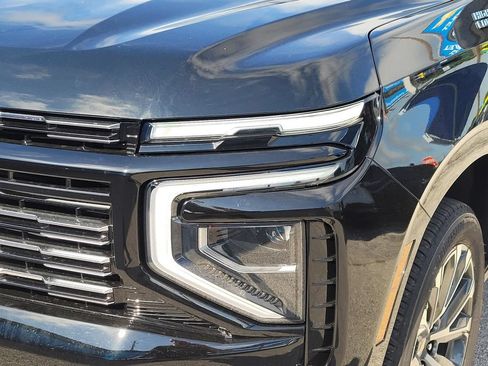New 2026 Chevrolet Tahoe High Country w/ LPO, Illumination Package AWD/4WD image 5