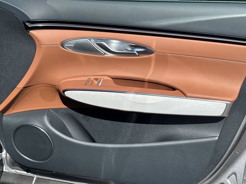 New 2026 Genesis GV70 2.5T Advanced AWD/4WD image 14