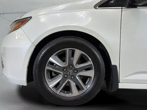 Used 2014 Honda Odyssey Touring image 36
