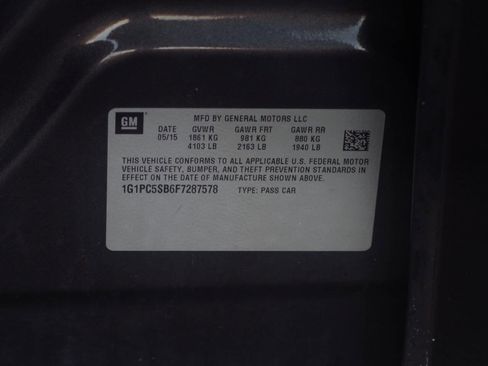 Used 2015 Chevrolet Cruze LT w/ Sun And Sound Package FWD image 22