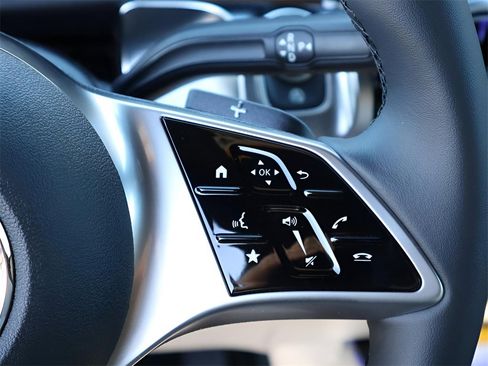 New 2026 Mercedes-Benz GLB 250 4MATIC image 33