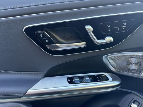 New 2025 Mercedes-Benz CLE 300 4MATIC Cabriolet image 13