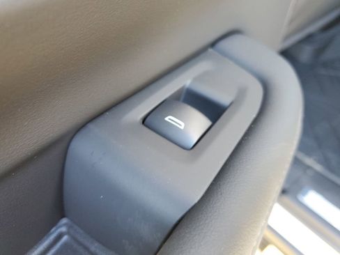 New 2026 Chevrolet Suburban Z71 w/ Z71 Off-Road Package image 18