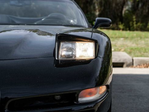 Used 2002 Chevrolet Corvette Convertible w/ Preferred Equipment Group2 image 38