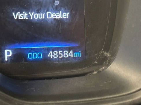 Used 2021 Toyota Corolla LE FWD image 47