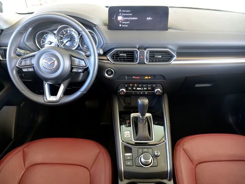 Used 2023 MAZDA CX-5 Carbon Edition image 17