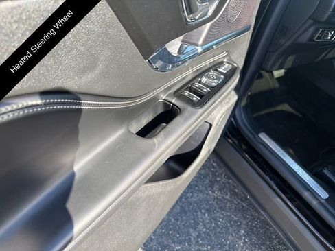 Certified 2024 Lincoln Corsair AWD w/ Equipment Group 101A image 16