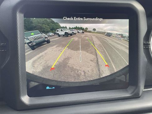 Used 2023 Jeep Wrangler Sahara w/ Cold Weather Group image 6