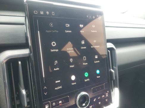 Used 2024 GMC Acadia AT4 image 26