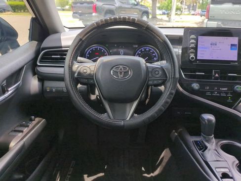 Used 2021 Toyota Camry SE w/ Cold Weather Package AWD/4WD image 15
