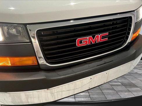 Used 2025 GMC Savana 2500 w/ Driver Convenience Package RWD image 31