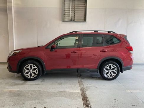 Certified 2023 Subaru Forester Premium AWD/4WD image 9