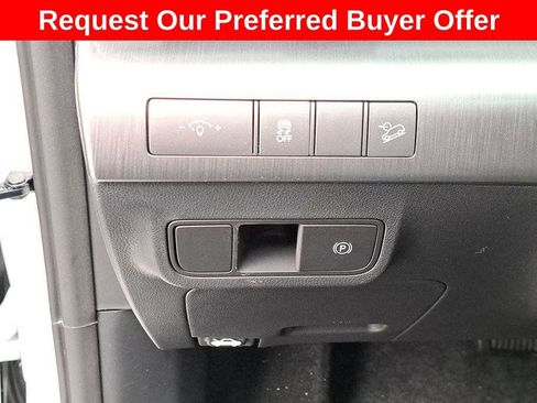 New 2026 Hyundai Kona SEL Premium AWD/4WD image 18