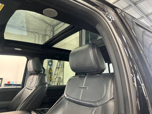 Certified 2023 Ford F150 Platinum w/ Equipment Group 701A High AWD/4WD image 5