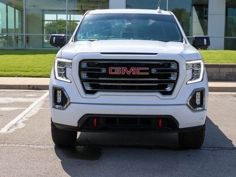 Used 2021 GMC Sierra 1500 AT4 image 2