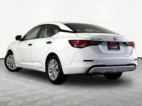 Used 2024 Nissan Sentra S FWD image 4