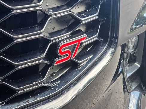 Used 2025 Ford Explorer ST w/ Sun And Sound Package image 20