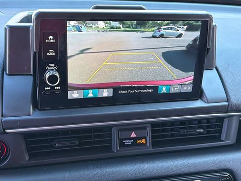 Used 2025 Honda Pilot Touring image 18