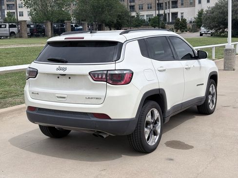 Used 2019 Jeep Compass Limited AWD/4WD image 4