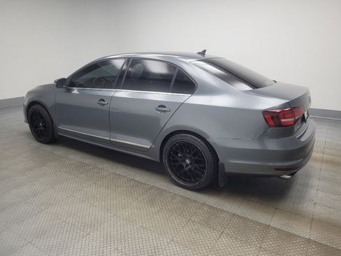 Used 2017 Volkswagen Jetta SEL FWD image 3
