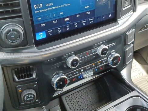 New 2025 Ford F150 Lariat w/ FX4 Off-Road Package image 13