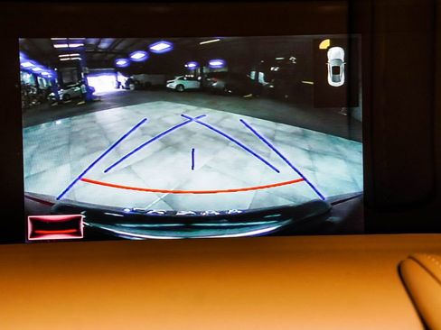 Used 2018 Lexus LC 500 Coupe w/ Sport Package image 30