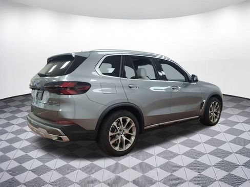 Certified 2024 BMW X5 xDrive50e image 8