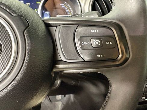 Used 2023 Jeep Wrangler Unlimited w/ Cold Weather Group AWD/4WD image 25