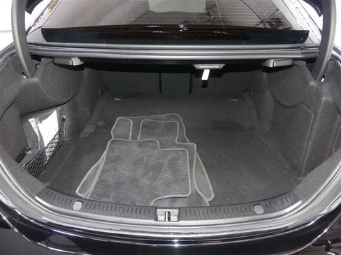 Used 2020 Mercedes-Benz E 350 4MATIC Sedan w/ Premium Package image 9