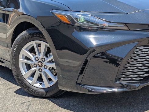 Used 2026 Toyota Camry LE FWD image 10