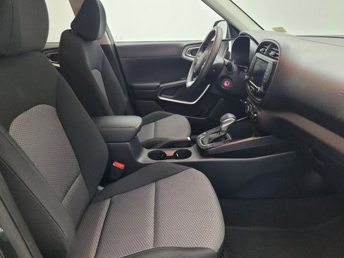 Used 2024 Kia Soul LX w/ Option Group 015 image 21