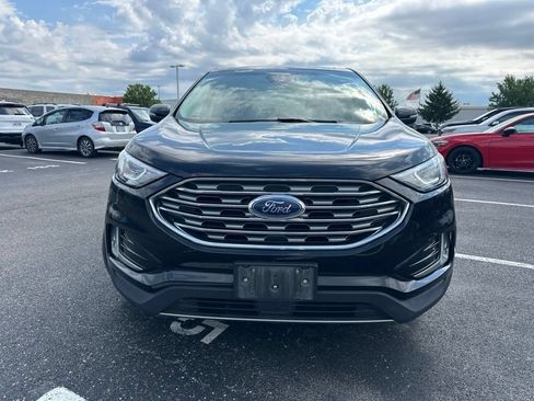 Used 2019 Ford Edge Titanium w/ Cold Weather Package AWD/4WD image 2