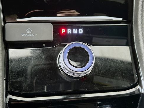 Used 2022 Jeep Grand Cherokee L Laredo image 16