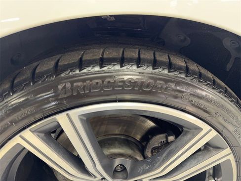 Used 2019 BMW 330i Sedan w/ Driving Assistance Package image 79