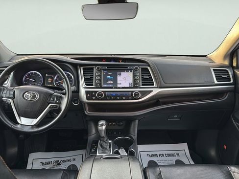 Used 2019 Toyota Highlander Limited image 15