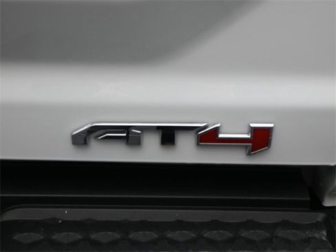 Used 2023 GMC Canyon AT4 w/ Canyon Safety Plus Package image 5