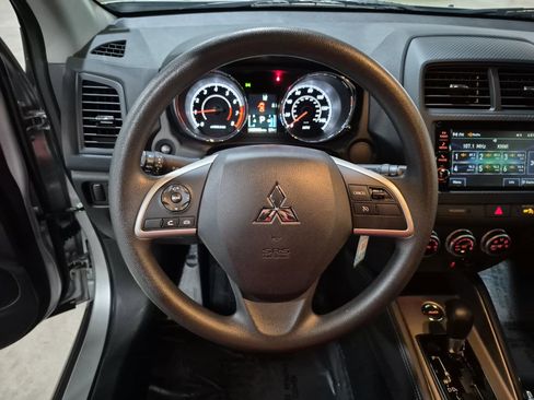 Used 2025 Mitsubishi Outlander Sport AWD image 12