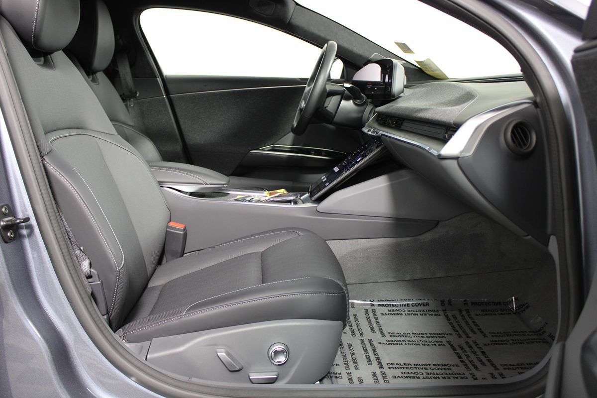 Used 2023 Lucid Air Pure AWD/4WD image 31
