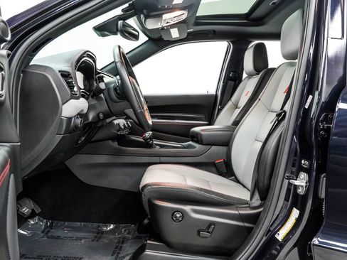 Used 2024 Dodge Durango GT AWD/4WD image 16