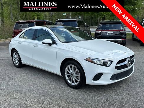 Used 2019 Mercedes-Benz A 220 4MATIC image 1