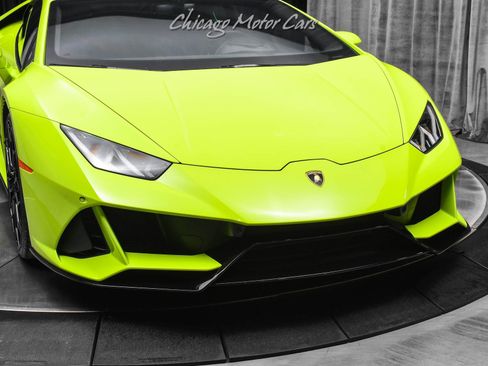 Used 2020 Lamborghini Huracan EVO image 43