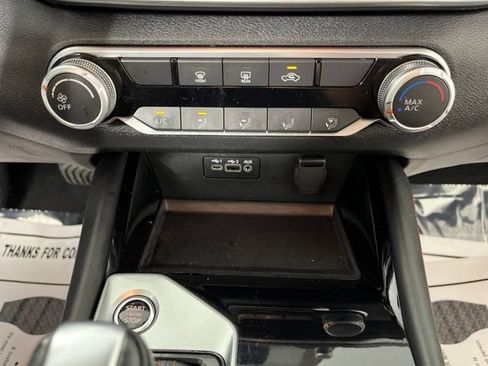 Used 2023 Nissan Altima 2.5 SR FWD image 27