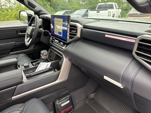 New 2026 Toyota Tundra Platinum AWD/4WD image 37