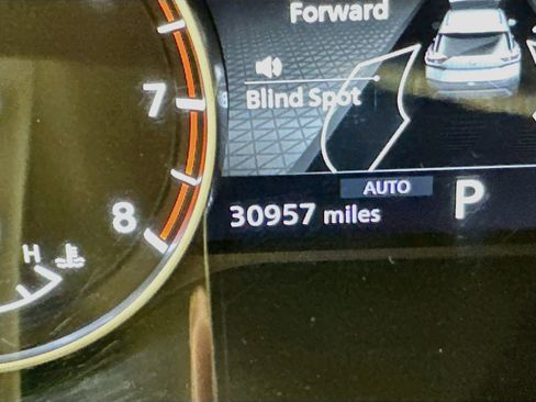 Used 2023 Nissan Rogue SV AWD/4WD image 19